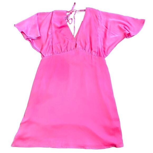 Dresses & Skirts - 🆕 Pink Cap Sleeve V-Neck Minidress